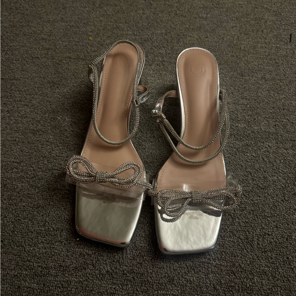 Chic Silver Women's Heels with Bow Detail